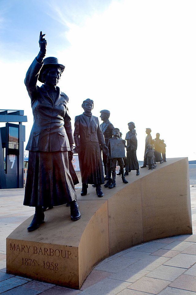 The Govan Cross statue commemorating Barbour