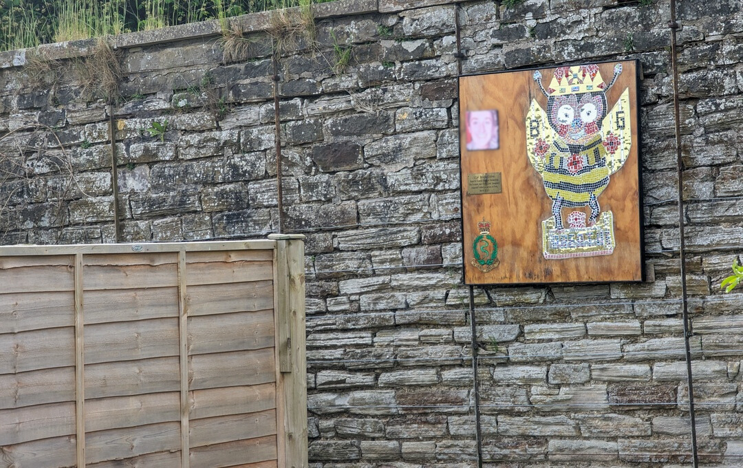 Linburn Walled Garden Bee Mural