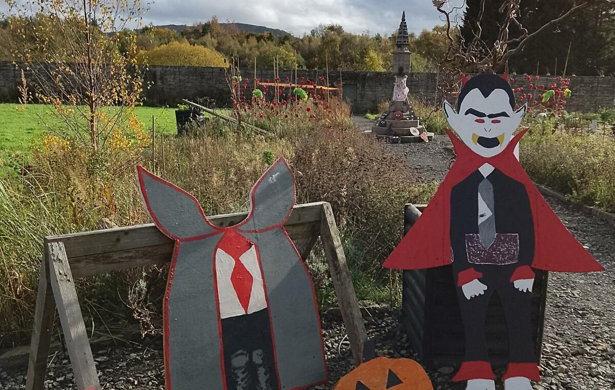 Linburn Walled Garden Halloween