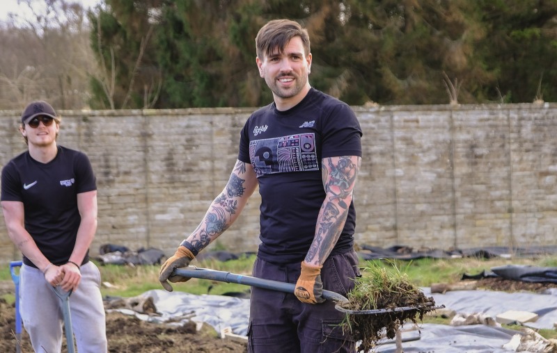 Linburn autumn garden work
